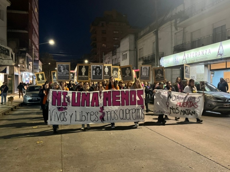 Nueva marcha a once a�os del primer �Ni una menos�